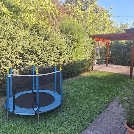 Lovasudvar Vendégháza Apartamento Gyula