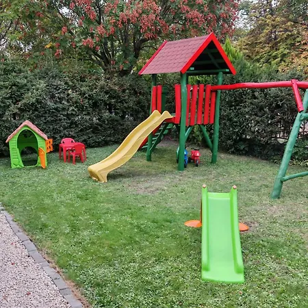 Lovasudvar Vendégháza Apartamento